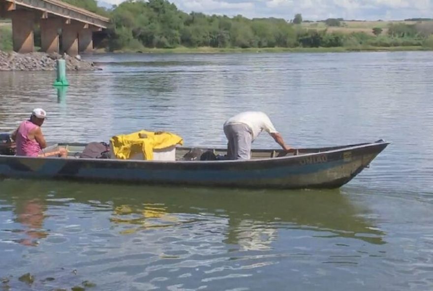 pescadores-de-buritama-enfrentam-desafios-na-comercializacao-de-peixes-devido-a-mortandade-no-rio-tiete3A-urgencia-por-solucoes-e-apoio