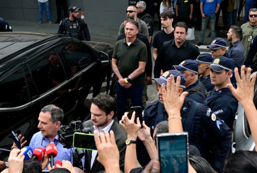 pesquisa-da-quaest-aponta-que-maioria-dos-brasileiros-acredita-em-tentativa-de-golpe-com-participacao-de-bolsonaro