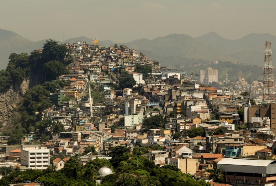pesquisa-inedita-da-voz-as-favelas-do-rio-de-janeiro3A-mapeamento-de-necessidades-e-desafios