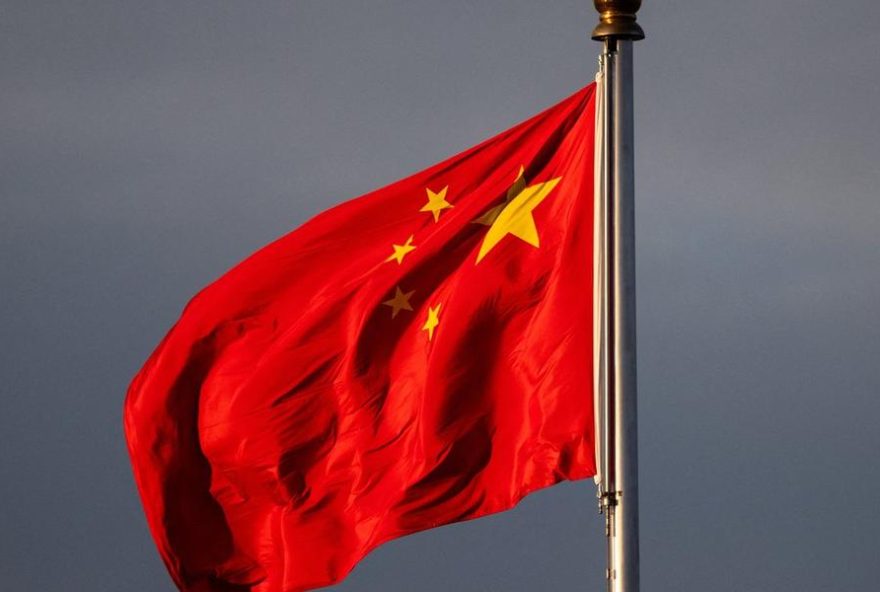 pesquisa3A-percepcao-global-de-lideranca-entre-eua-e-china-em-transformacao