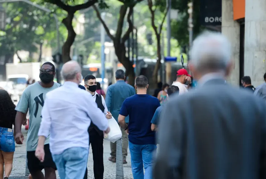 Em 2022, índice chegou a 75,5 anos, menor patamar desde 2017. (Foto: Agência Brasil)