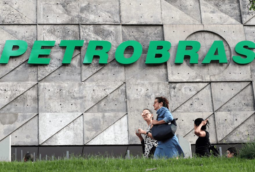 petrobras3A-desempenho-solido2C-porem-dividendos-decepcionam-acoes-podem-cair