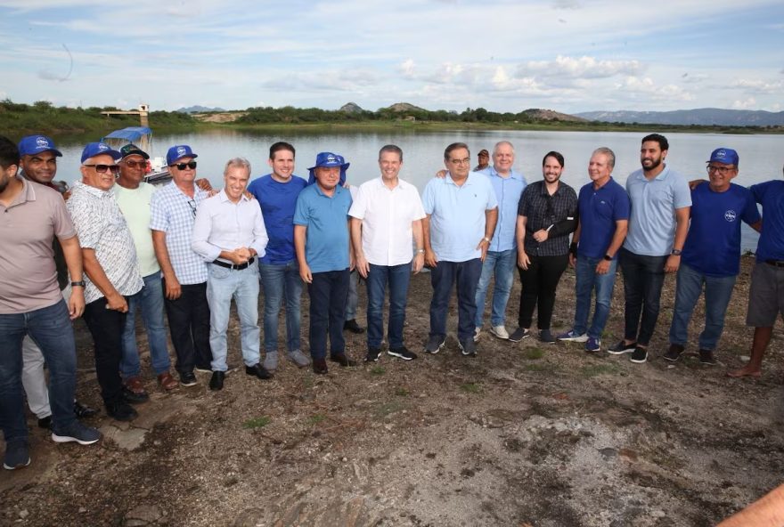 pf-aponta-que-careca-do-inss-financiou-evento-de-pescadores-com-presenca-de-hugo-motta pf-aponta-que-careca-do-inss-financiou-evento-de-pescadores-com-presenca-de-hugo-motta