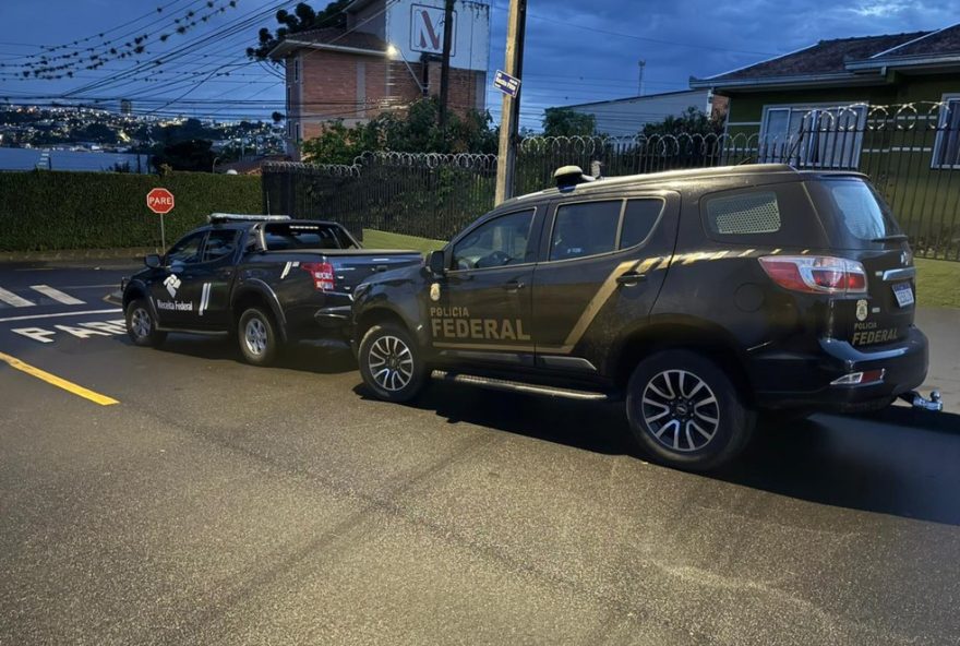 pf-cumpre-mandados-contra-terceirizados-da-receita-em-ponta-grossa pf-cumpre-mandados-contra-terceirizados-da-receita-em-ponta-grossa