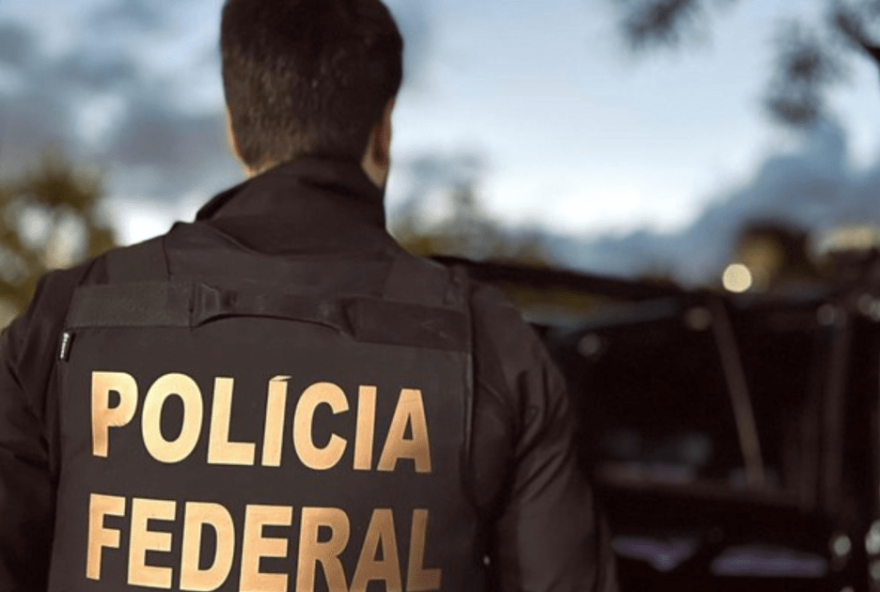 pf-prende-dez-condenados-por-plano-de-golpe-apos-fuga-de-silvinei pf-prende-dez-condenados-por-plano-de-golpe-apos-fuga-de-silvinei