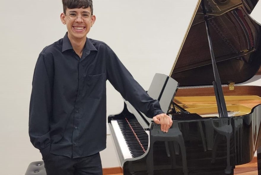pianista-brasileiro-teme-adiar-sonho-nos-eua-por-decisao-de-trump