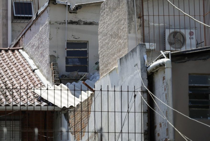 piscina-sobre-laje-que-desabou-e-matou-menina-no-rs-policia-investiga-incidente-recente