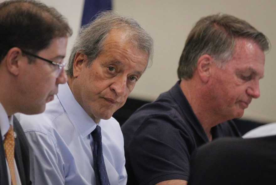 pl-articula-pautar-anistia-na-camara-mesmo-sem-decisao-de-motta