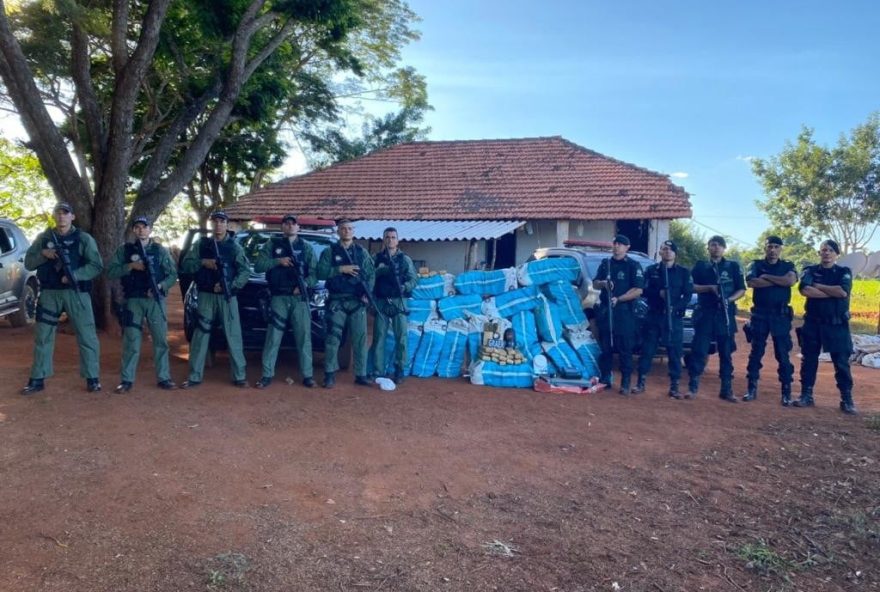 pm-apreende-mais-2-toneladas-de-maconha-em-menos-de-24-horas