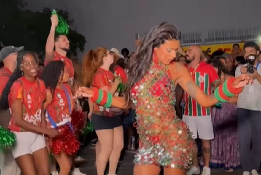 pocah-brilhara-no-carnaval-da-grande-rio-como-destaque-no-abre-alas pocah-brilhara-no-carnaval-da-grande-rio-como-destaque-no-abre-alas