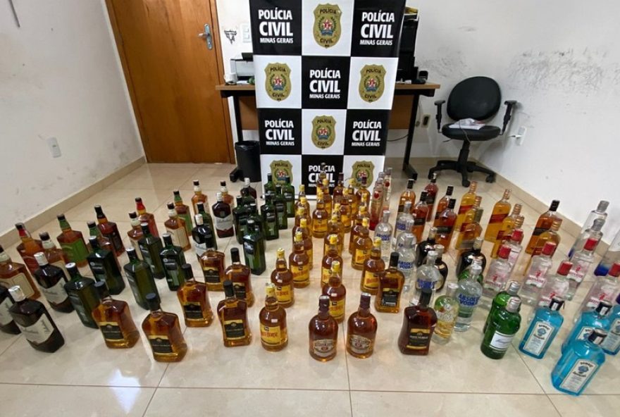 policia-apreende-100-garrafas-de-bebidas-falsificadas-em-supermercado-de-bom-jesus-da-penha3A-riscos-a-saude-dos-consumidores
