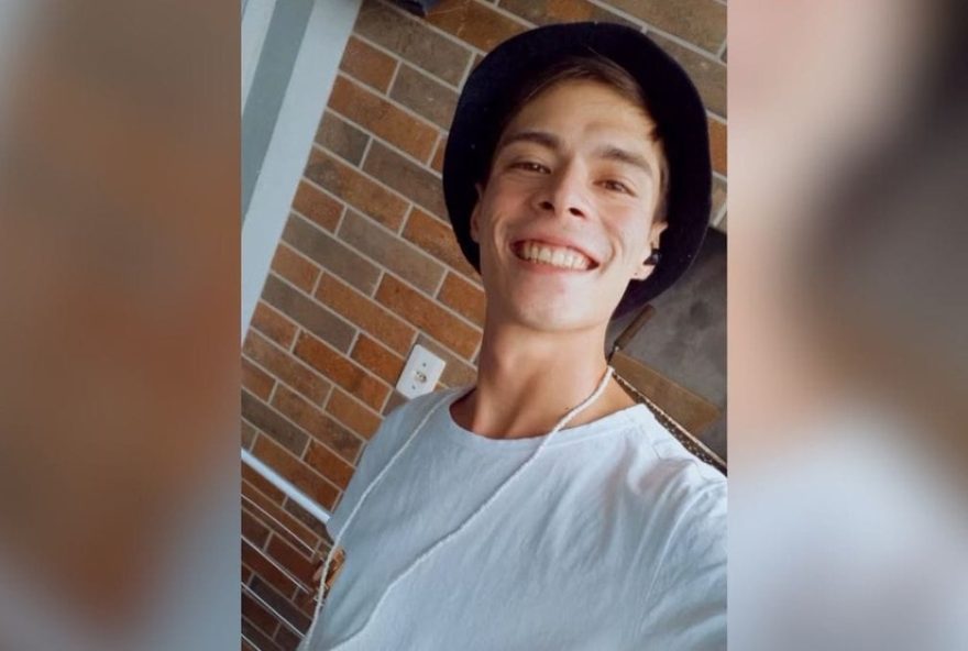 policia-busca-2o-suspeito-por-assassinato-por-divergencia-religiosa-em-joinville2C-jovem-de-23-anos-foi-encontrado-morto policia-busca-2o-suspeito-por-assassinato-por-divergencia-religiosa-em-joinville2C-jovem-de-23-anos-foi-encontrado-morto