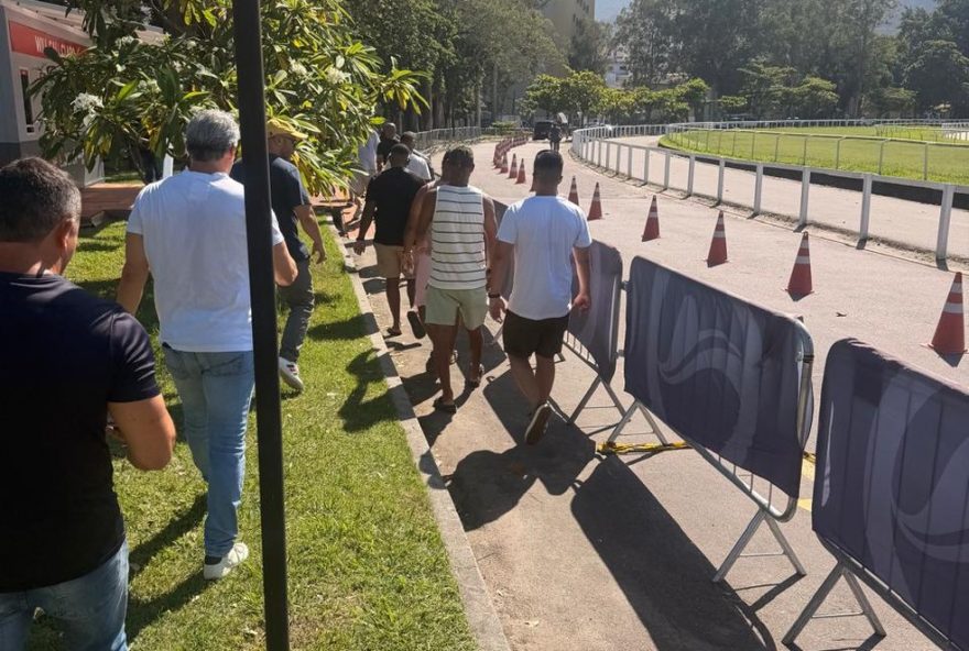 policia-civil-age-rapido-no-rio-open3A-oito-detidos-por-venda-ilegal-de-ingressos policia-civil-age-rapido-no-rio-open3A-oito-detidos-por-venda-ilegal-de-ingressos