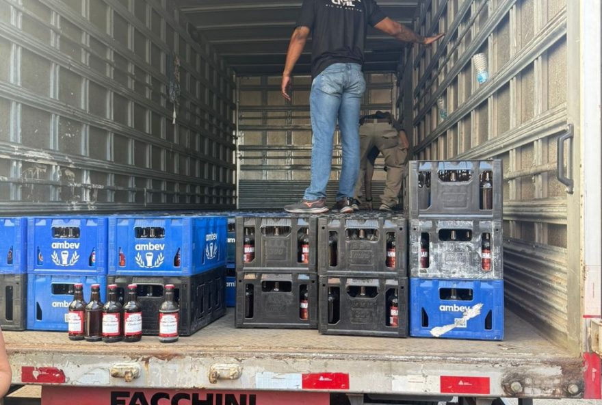 policia-civil-do-rio-desmantela-deposito-de-cerveja-adulterada-na-zona-norte3A-descubra-detalhes-da-operacao-e-seus-desdobramentos