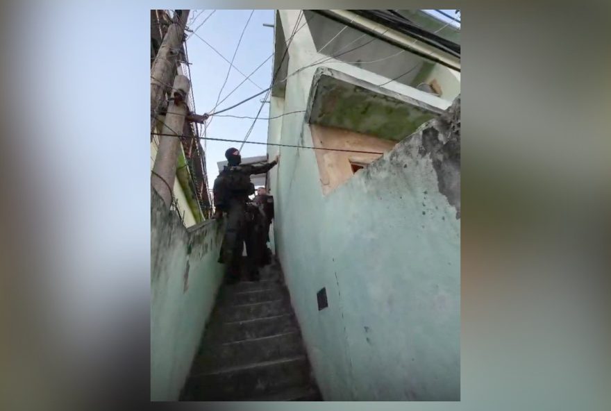 policia-civil-do-rj-desarticula-quadrilha-de-roubo-de-carros-de-luxo3A-chef-felipe-bronze-e-uma-das-vitimas.-medidas-de-seguranca-sao-essenciais