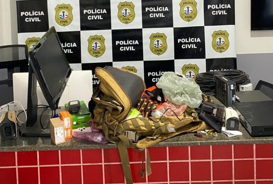 policia-civil-prende-suspeitos-de-furto-de-baterias-da-vale-no-maranhao3A-acao-resulta-na-apreensao-de-mais-de-r24-500-mil-em-equipamentos