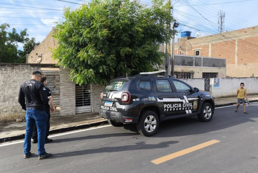 policia-civil-realiza-operacao-contra-estelionato-e-lavagem-de-dinheiro-em-sertania3A-detalhes-da-operacao-22novo-numero22