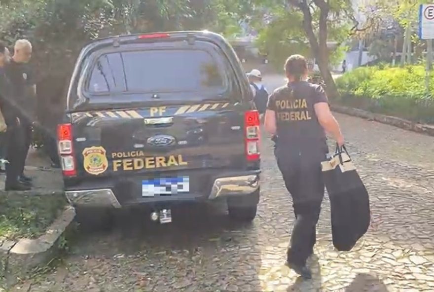 policia-federal-investiga-escritorio-de-advocacia-em-porto-alegre-por-descontos-ilegais-no-inss.-advogados-sao-alvos-de-operacao policia-federal-investiga-escritorio-de-advocacia-em-porto-alegre-por-descontos-ilegais-no-inss.-advogados-sao-alvos-de-operacao
