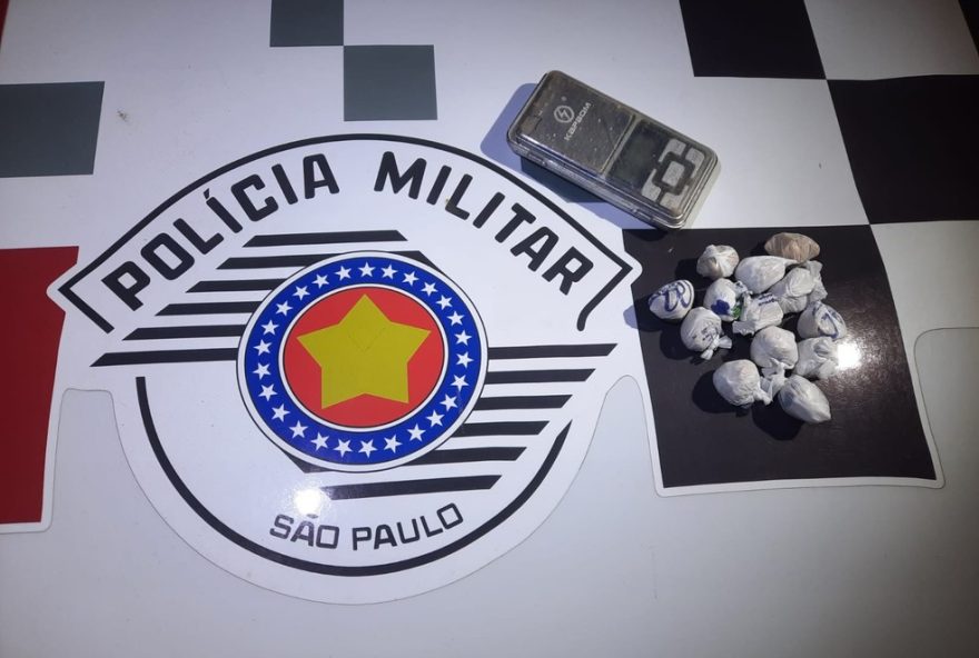 policia-militar-de-adamantina-apreende-crack-e-balanca-de-precisao-em-acao-noturna