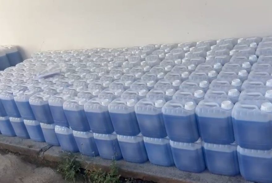 policia-militar-de-franca-sp-apreende-mais-de-3-mil-litros-de-sabao-falso3A-tres-suspeitos-presos-em-operacao-contra-falsificacao policia-militar-de-franca-sp-apreende-mais-de-3-mil-litros-de-sabao-falso3A-tres-suspeitos-presos-em-operacao-contra-falsificacao