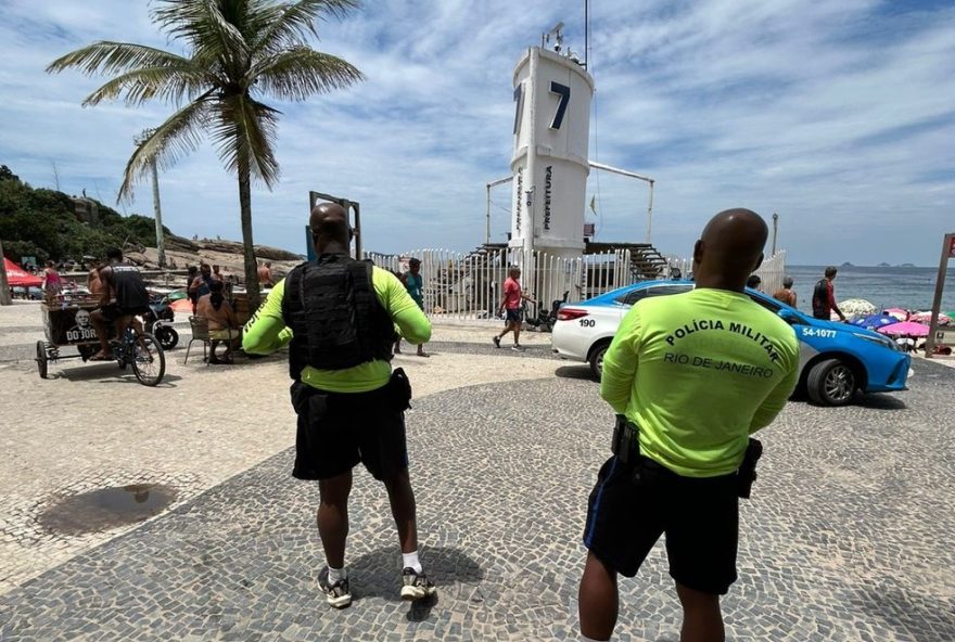 policia-militar-estende-patrulhamento-na-orla-para-garantir-seguranca-dos-banhistas-durante-a-operacao-verao