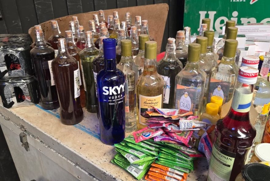 policia-prende-comerciante-por-venda-de-produtos-improprios-em-cosmopolis-sp
