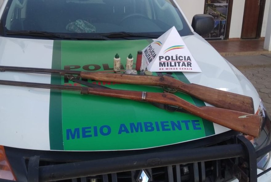 policia-prende-homem-por-maus-tratos-a-animais-em-porteirinha3A-suspeito-detido-com-armas-e-materiais-ilegais