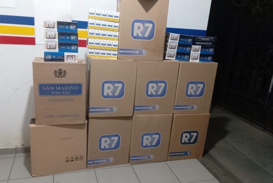 policia-prende-idoso-com-5-mil-macos-de-cigarros-contrabandeados-em-barroso3A-crimes-e-prevencao
