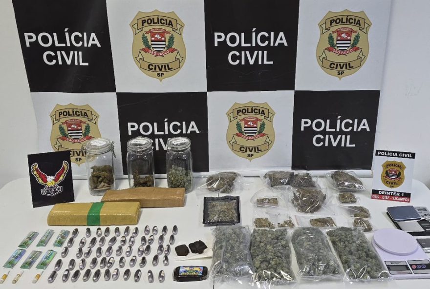 policia-prende-irmaos-por-trafico-de-drogas-na-zona-sul-de-sao-jose-dos-campos2C-sp.-drogas-apreendidas-causaram-prejuizo-de-r24200-mil