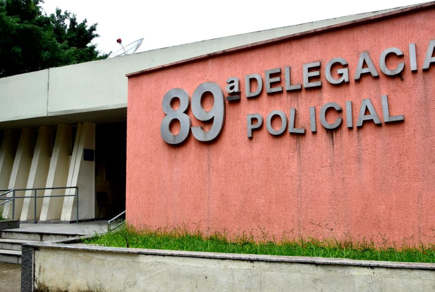 policia-prende-suspeitos-de-roubo-a-casa-da-familia-de-bolsonaro