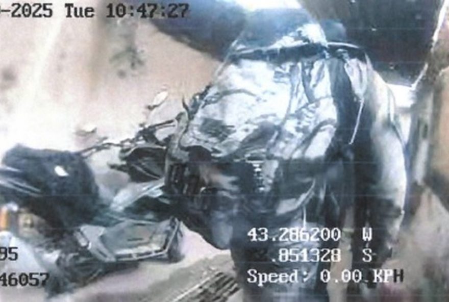 policiais-militares-sao-denunciados-por-esconder-fuzil-em-megaoperacao-no-rio-transparencia-e-etica-em-xeque policiais-militares-sao-denunciados-por-esconder-fuzil-em-megaoperacao-no-rio-transparencia-e-etica-em-xeque