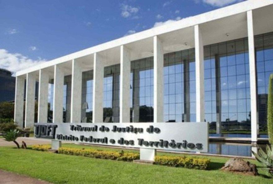 policial-militar-de-goias-condenado-a-20-anos-por-matar-morador-de-rua-em-distribuidora