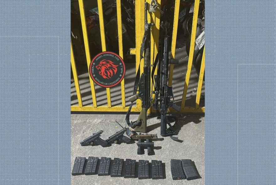 policial-militar-e-detido-com-lider-do-trafico-e-armas-de-grosso-calibre-no-rj policial-militar-e-detido-com-lider-do-trafico-e-armas-de-grosso-calibre-no-rj