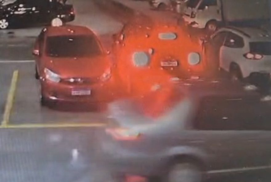 policial-militar-e-morto-em-tentativa-de-assalto-em-sao-joao-de-meriti3A-video-das-cameras-de-seguranca-registraram-o-crime policial-militar-e-morto-em-tentativa-de-assalto-em-sao-joao-de-meriti3A-video-das-cameras-de-seguranca-registraram-o-crime