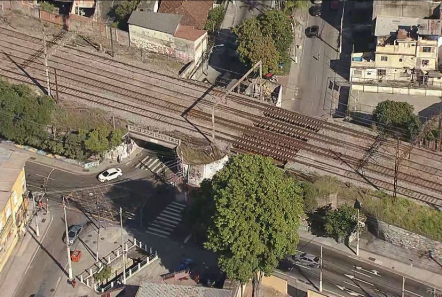 policial-militar-e-morto-em-tentativa-de-assalto-no-rio-de-janeiro3A-segundo-caso-em-menos-de-24-horas policial-militar-e-morto-em-tentativa-de-assalto-no-rio-de-janeiro3A-segundo-caso-em-menos-de-24-horas