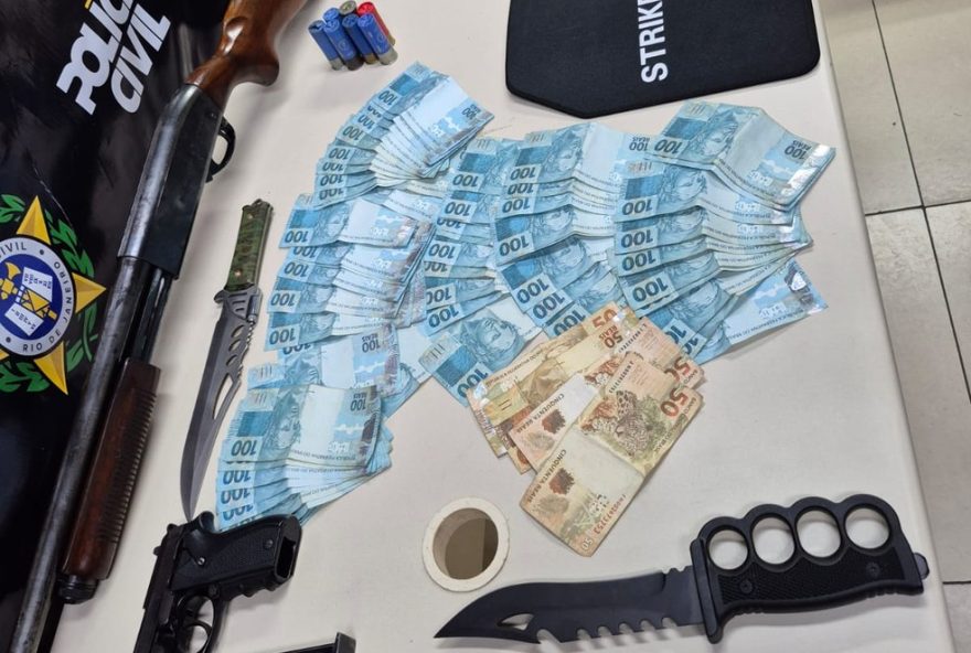 policial-militar-estupra-mulher-e-e-preso3A-vitima-entra-em-crise-ao-reconhece-lo-na-delegacia policial-militar-estupra-mulher-e-e-preso3A-vitima-entra-em-crise-ao-reconhece-lo-na-delegacia