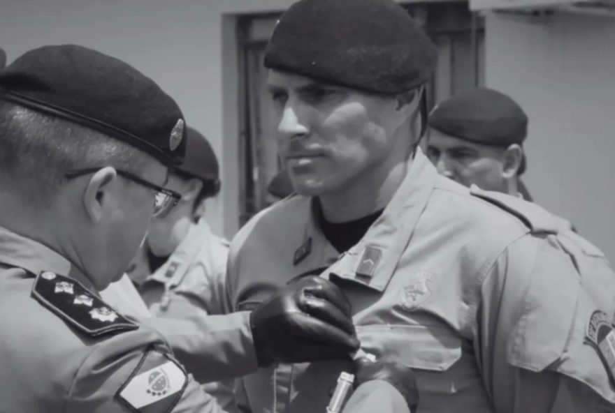 policial-militar-morre-em-acidente-de-moto-na-br-277-em-morretes2C-pr policial-militar-morre-em-acidente-de-moto-na-br-277-em-morretes2C-pr