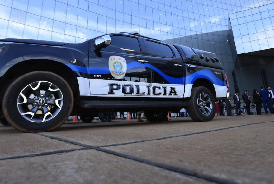 policiamento-reforcado-na-praca-dos-tres-poderes-durante-julgamento-de-bolsonaro-no-stf
