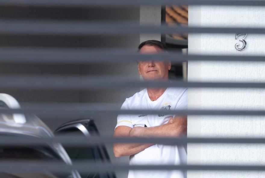 policias-penais-do-df-receberam-ordem-para-nao-aceitarem-nem-agua-de-bolsonaro