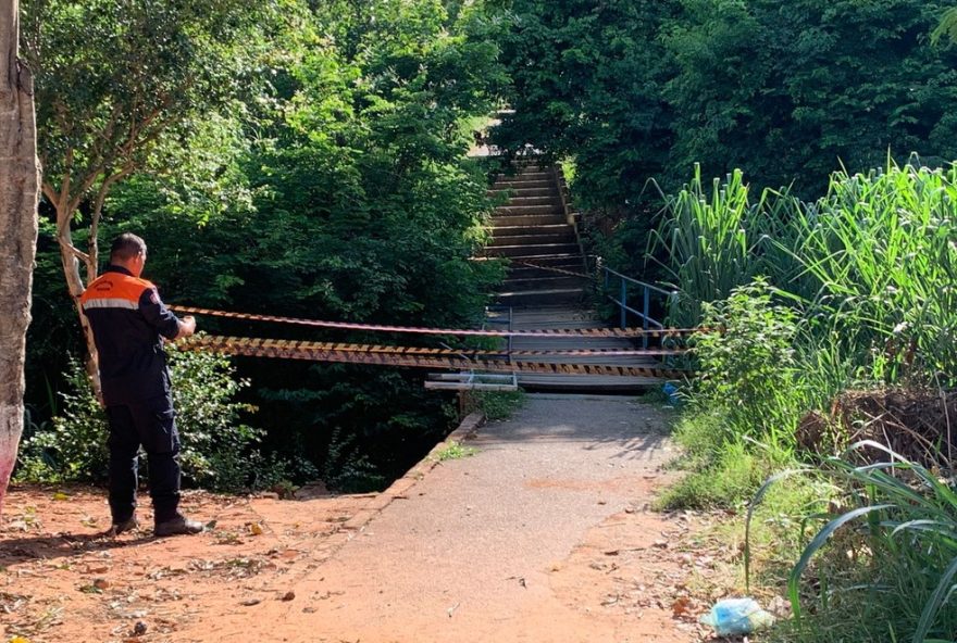 ponte-para-pedestres-em-boituva-interditada-apos-chuvas-intensas3A-saiba-mais