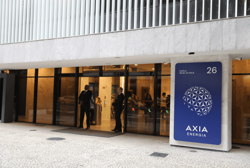 por-que-a-acao-da-axia-axia3-caiu-mesmo-apos-o-lucro-multiplicar-por-12-vezes3F por-que-a-acao-da-axia-axia3-caiu-mesmo-apos-o-lucro-multiplicar-por-12-vezes3F