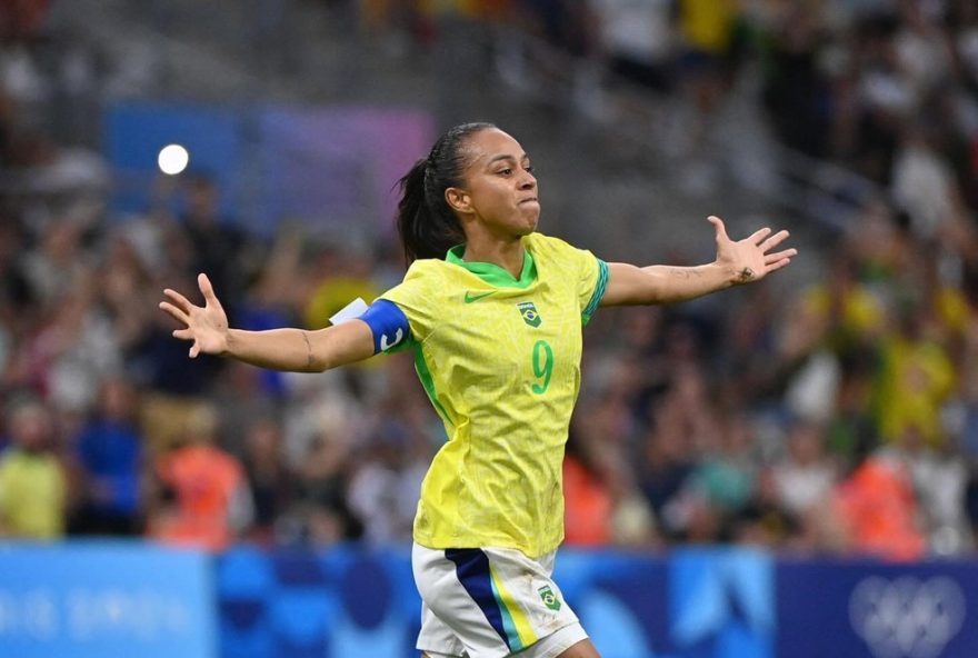 por-que-adriana-e-debinha-ficaram-de-fora-da-selecao-feminina-para-a-copa-america3F-confira-os-motivos-aqui