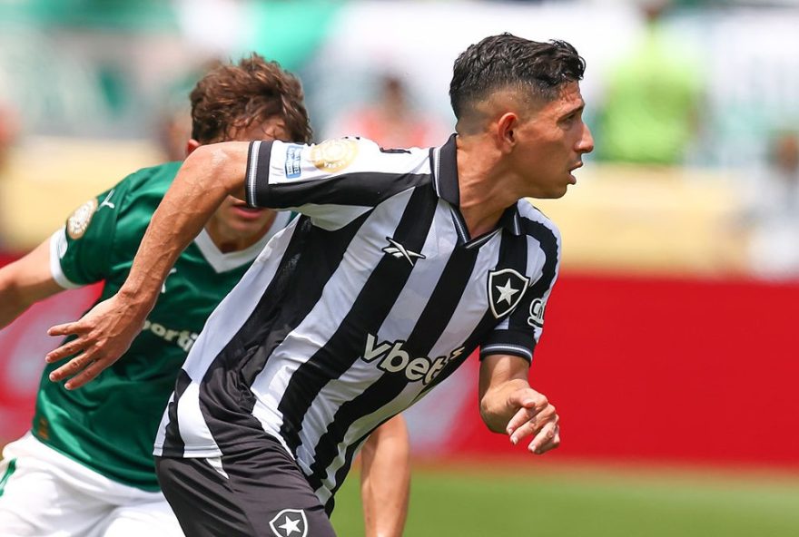 por-que-o-botafogo-vendeu-savarino-ao-lyon3F-entenda-a-negociacao-do-jogador-com-o-clube-frances