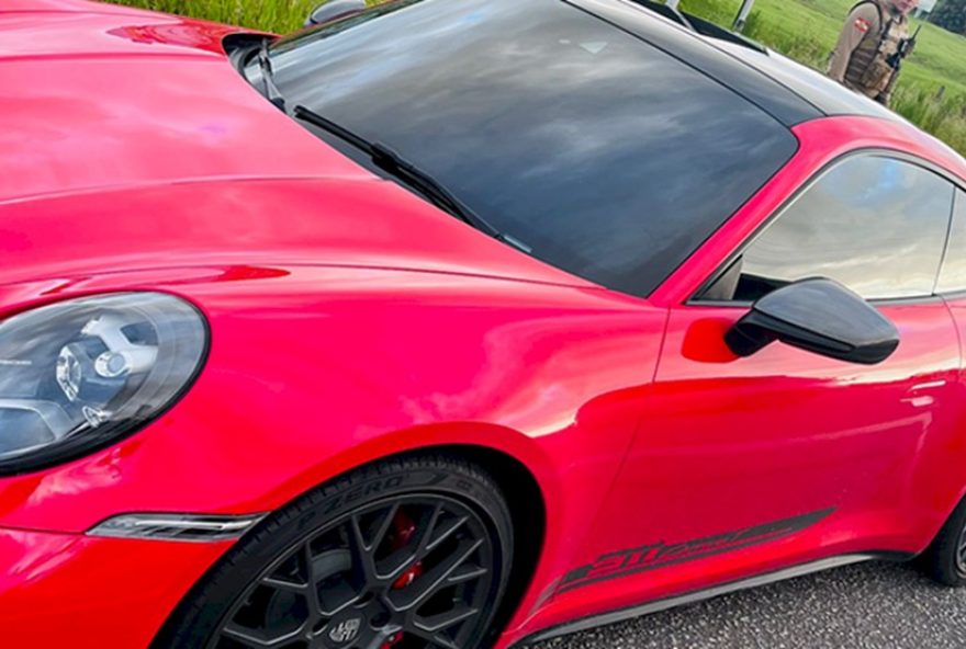 porsche-de-r2412C5-milhao-e-retirado-com-procuracao-falsa-em-balneario-camboriu-e-recuperado-em-florianopolis