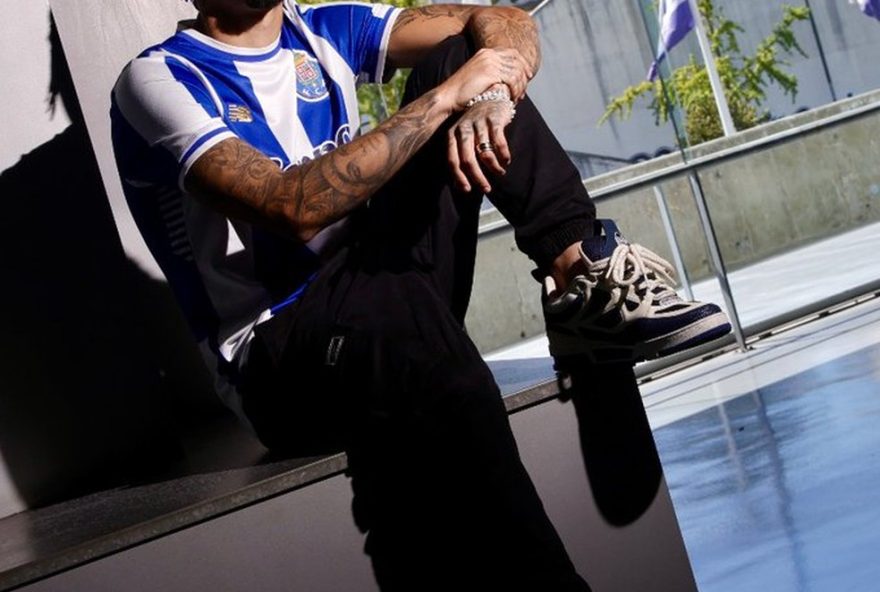 porto-anuncia-contratacao-de-kaue2C-promessa-do-botafogo2C-em-acordo-de-longo-prazo.-jovem-volante-reforca-equipe-com-potencial-internacional
