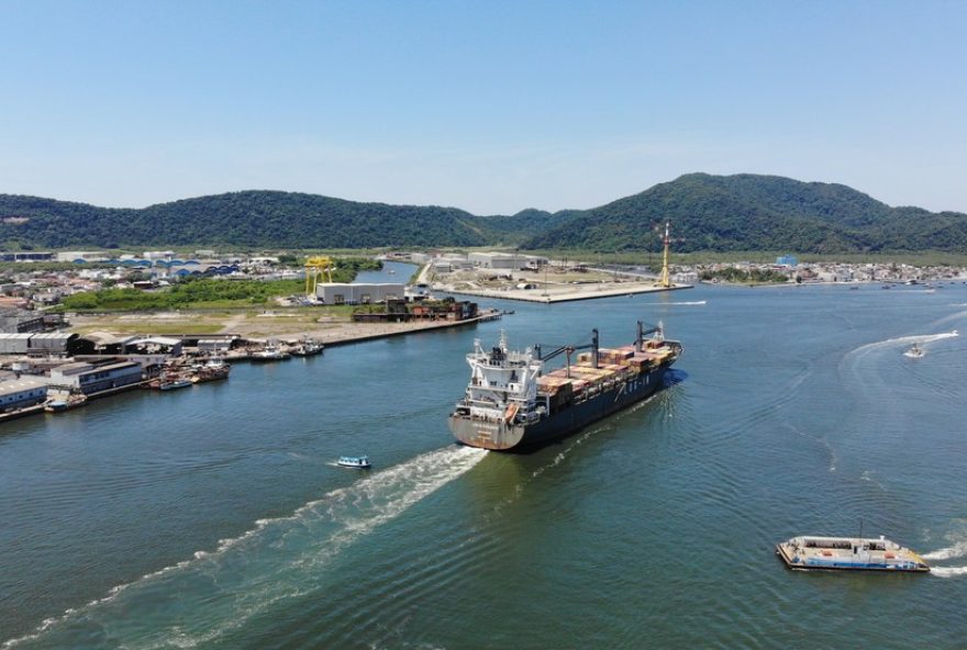 porto-de-santos-fecha-acordo-de-r24-32C2-mi-com-fundacao-espanhola-para-descarbonizacao-e-energia-limpa