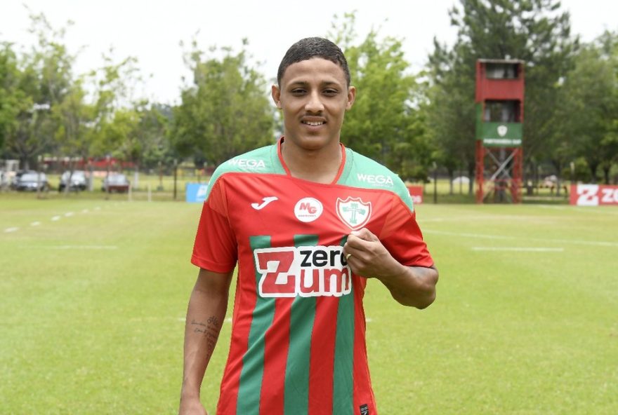 portuguesa-contrata-joao-vitor-para-reforcar-elenco-em-busca-de-acesso-a-serie-c portuguesa-contrata-joao-vitor-para-reforcar-elenco-em-busca-de-acesso-a-serie-c