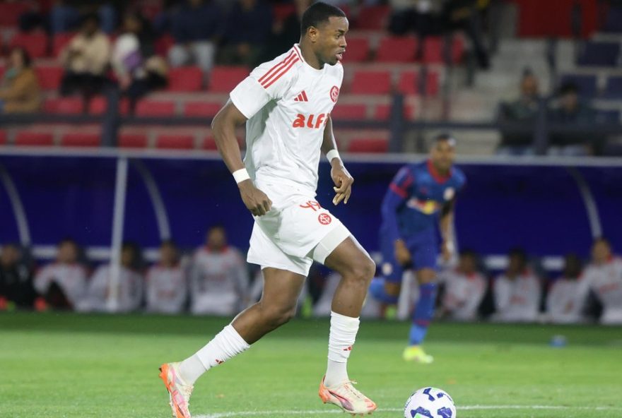 possivel-escalacao-do-internacional-para-o-confronto-contra-o-flamengo