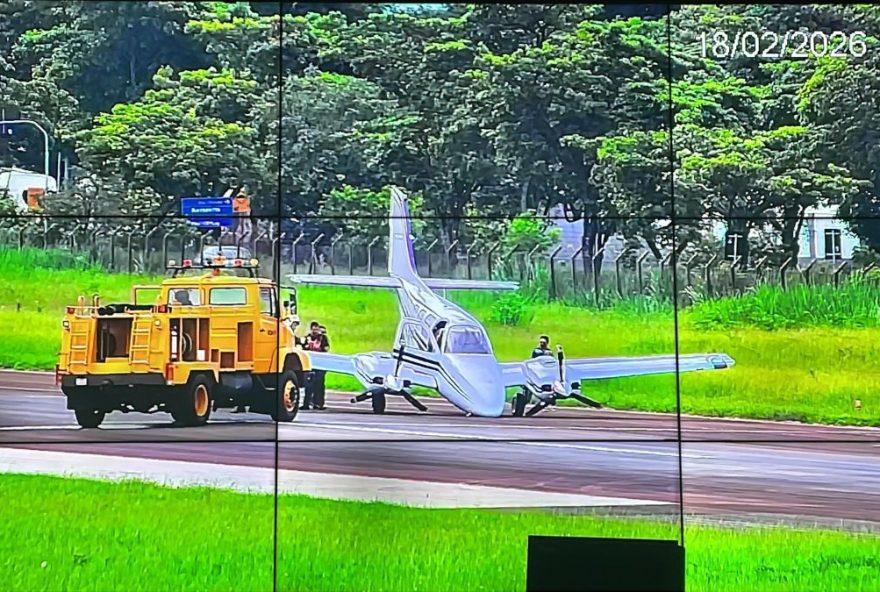 pouso-de-emergencia-apos-colisao-com-passaro-e-falha-no-trem-de-pouso-no-aeroporto-de-campinas pouso-de-emergencia-apos-colisao-com-passaro-e-falha-no-trem-de-pouso-no-aeroporto-de-campinas