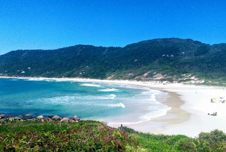 praia-da-galheta-em-florianopolis3A-decisao-do-tjsc-sobre-nudismo praia-da-galheta-em-florianopolis3A-decisao-do-tjsc-sobre-nudismo